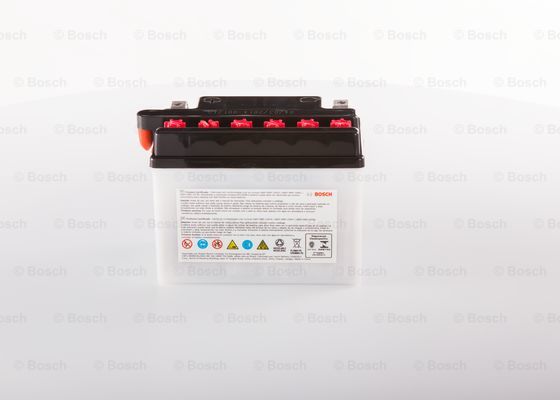 BOSCH Akumulator za startovanje M4 Fresh Pack - 4047025218559